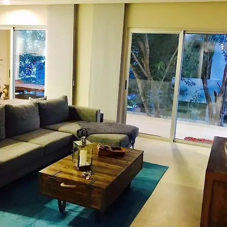 2 Bedrooms Luxury Apartment In Playa Del Carmen